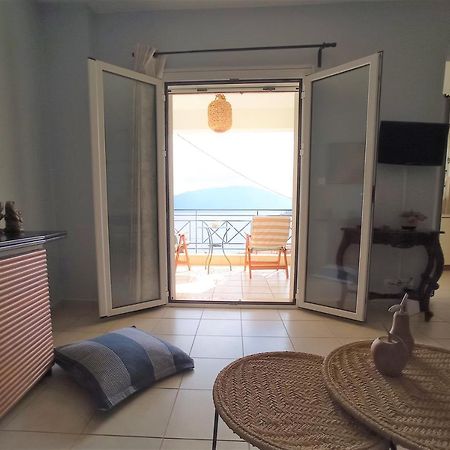 G Apartment In Agia Efimia Eksteriør billede
