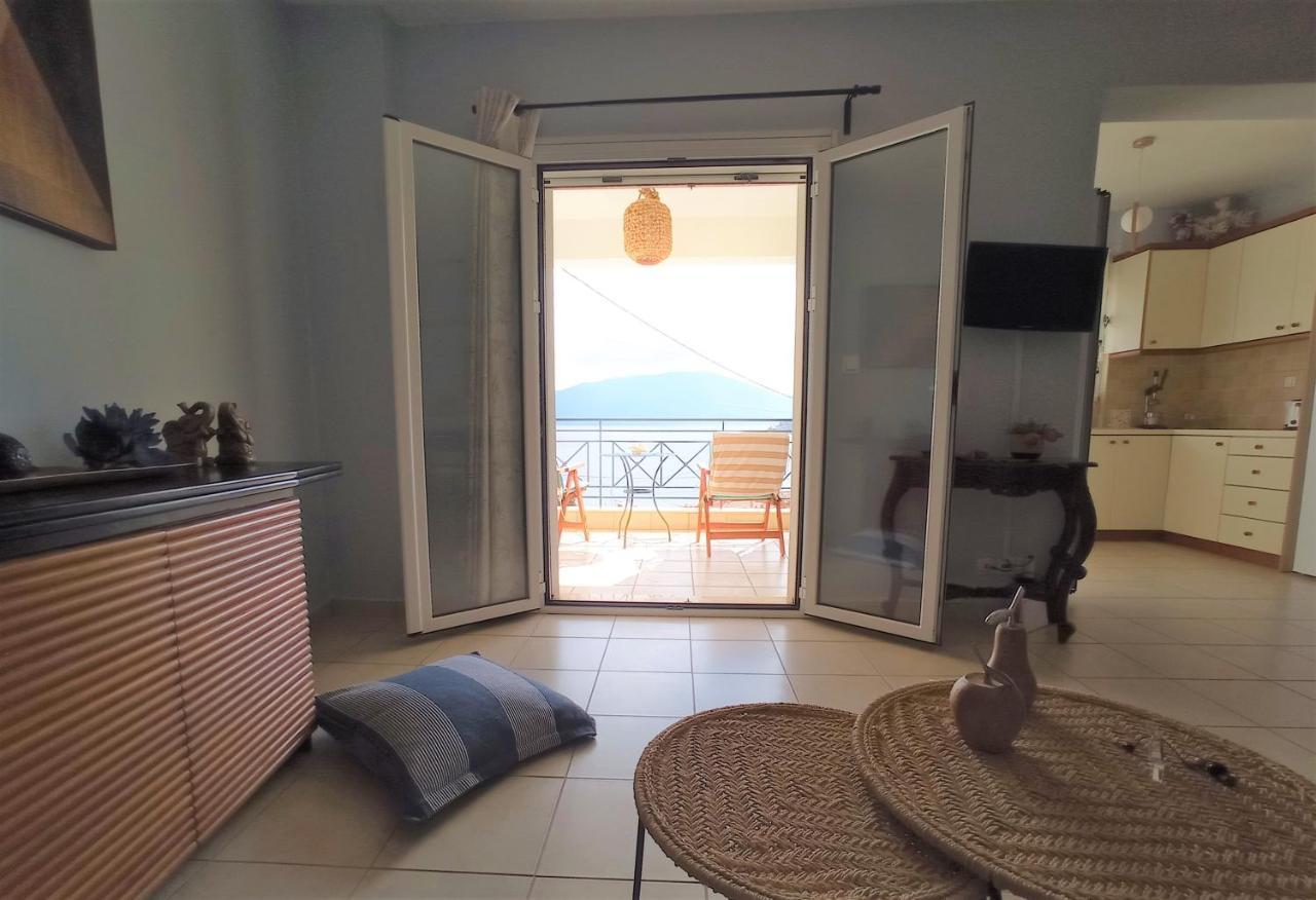 G Apartment In Agia Efimia Eksteriør billede